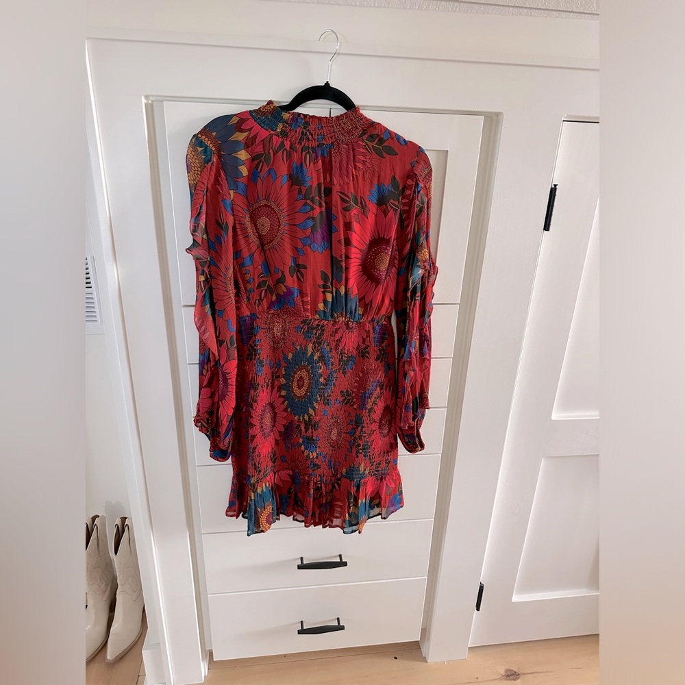 Farm Rio x Anthropologie Smocked Mini Dress Floral
Printed Ruffle Size Small